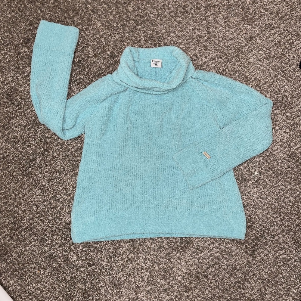 Columbia Cozy Blue Turtleneck Sweater